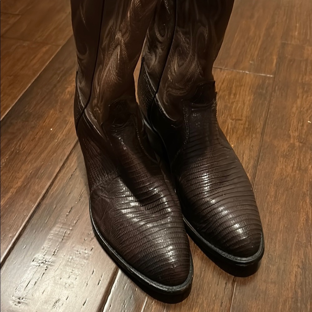 Vintage Ladies Tony Lama Lizard boots size 10.5 d